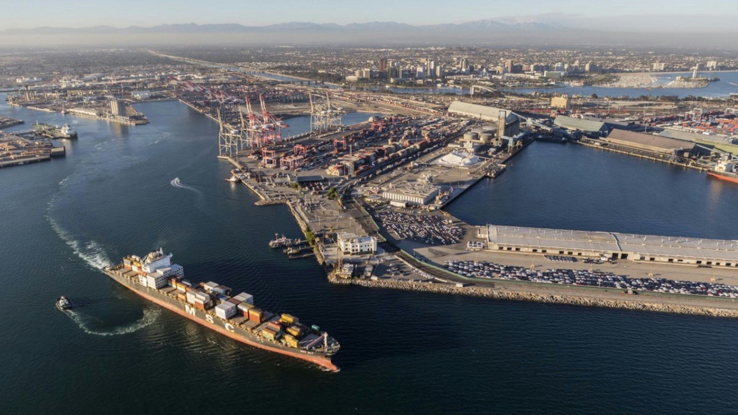 arial view of the Port of Los Angeles 