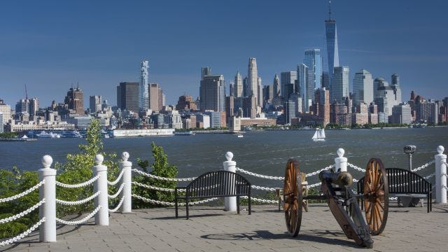 Cannon at Castle Point with New York skyline in background.