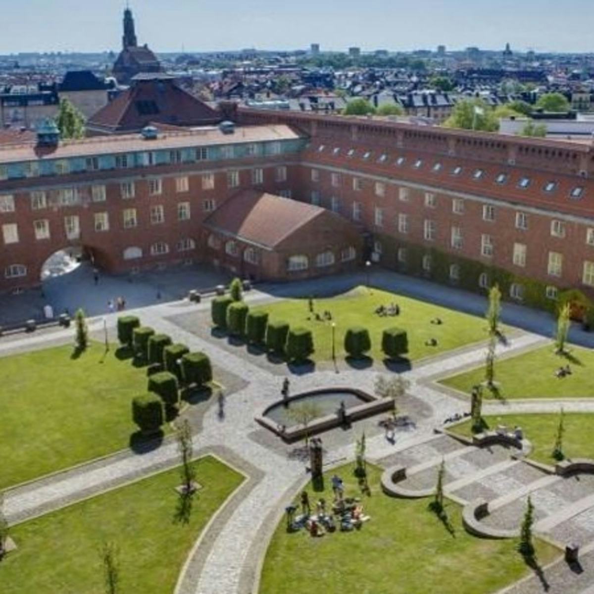 KTH Royal Institute of Technology Building and Courtyard 