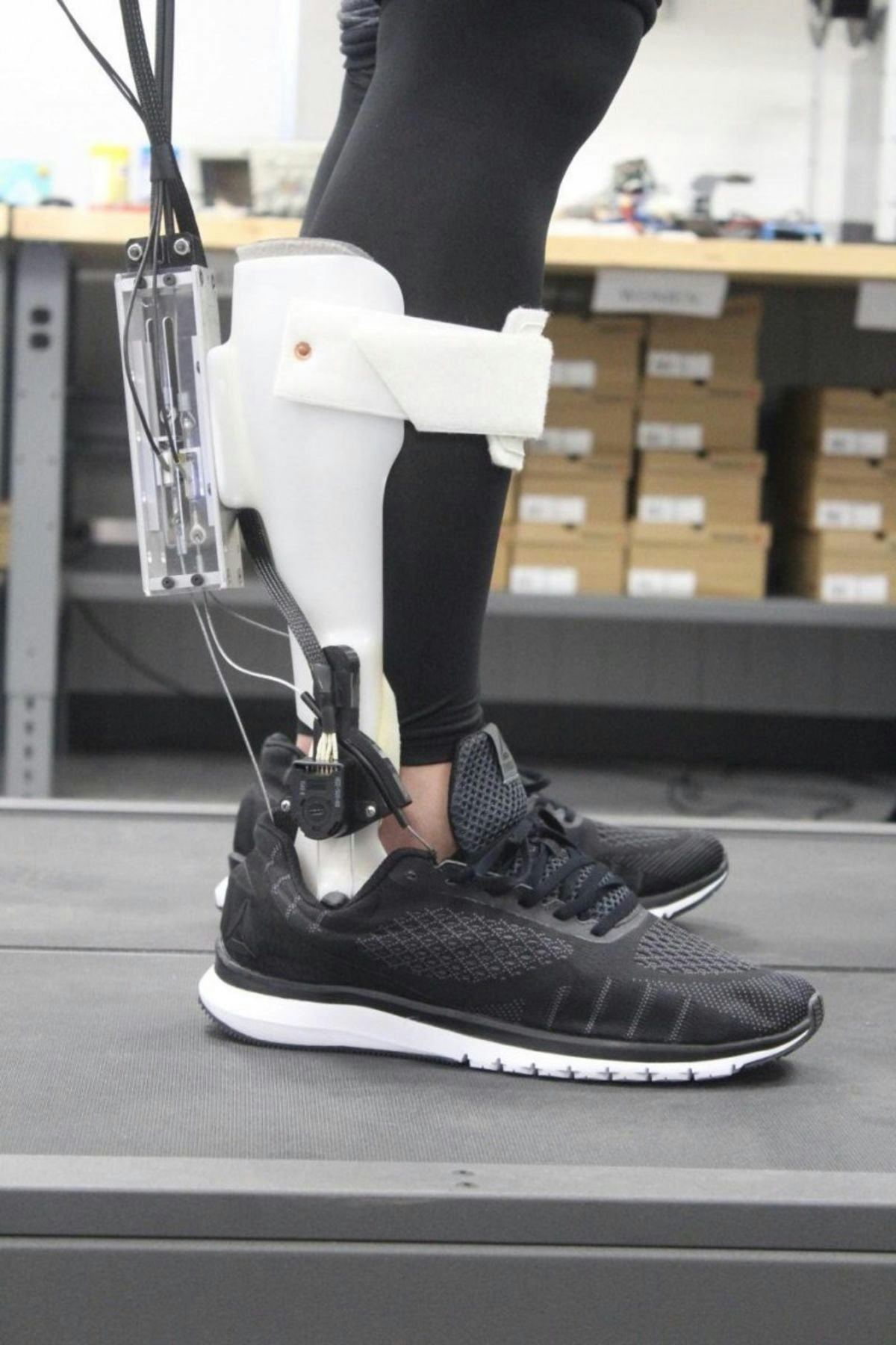 robotic walking orthotic
