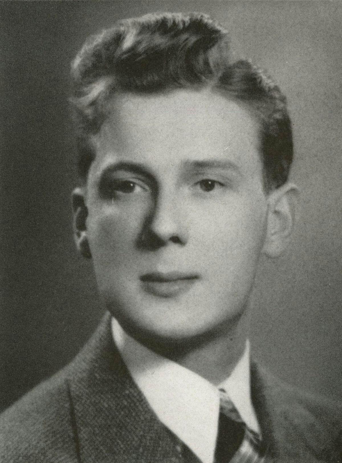 Yearbook picture of Edward Jedziniak