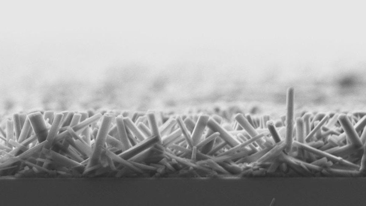 Nanofiber solar cells