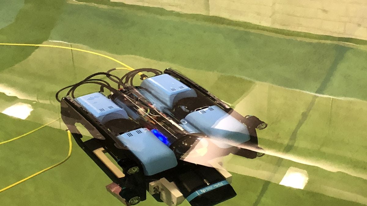 A.I.-Equipped Underwater Robot