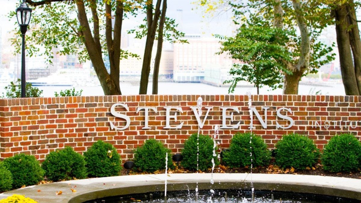 Photo of Stevens campus fountain