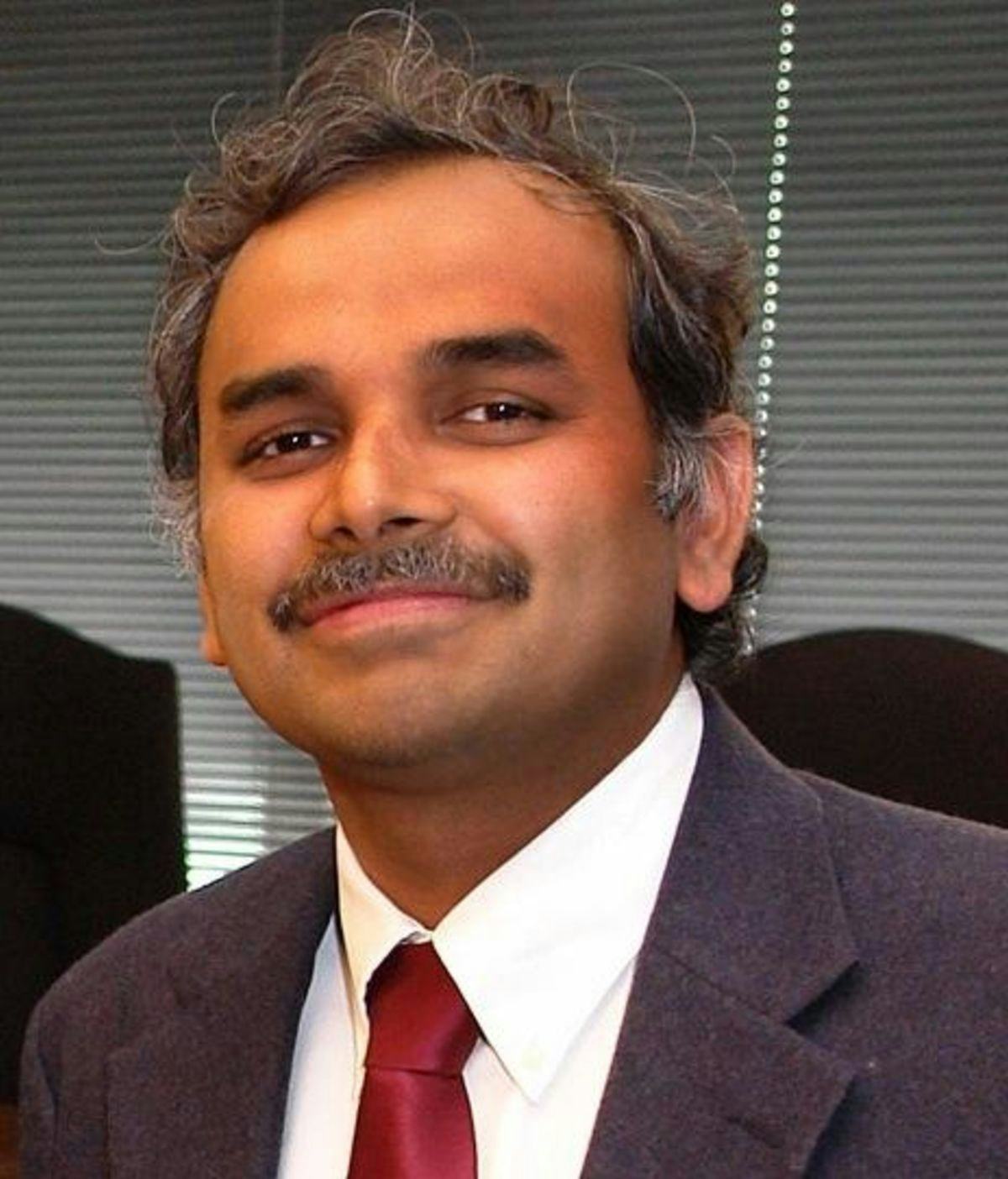 Researcher Rajarathnam "Mouli" Chandramouli